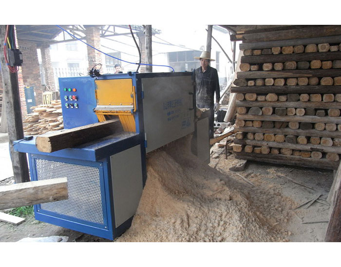 湖南岳陽(yáng)平江-加工現(xiàn)場(chǎng)150方木多片鋸